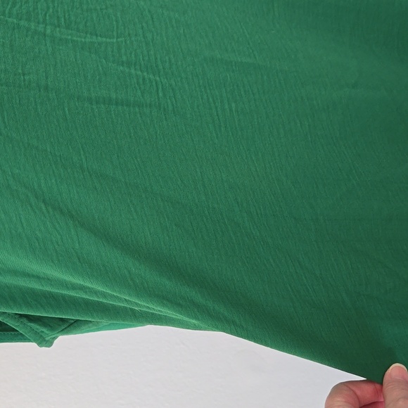 Riley & Rae, green maxi dress with bow tie straps. - Picture 3 of 10